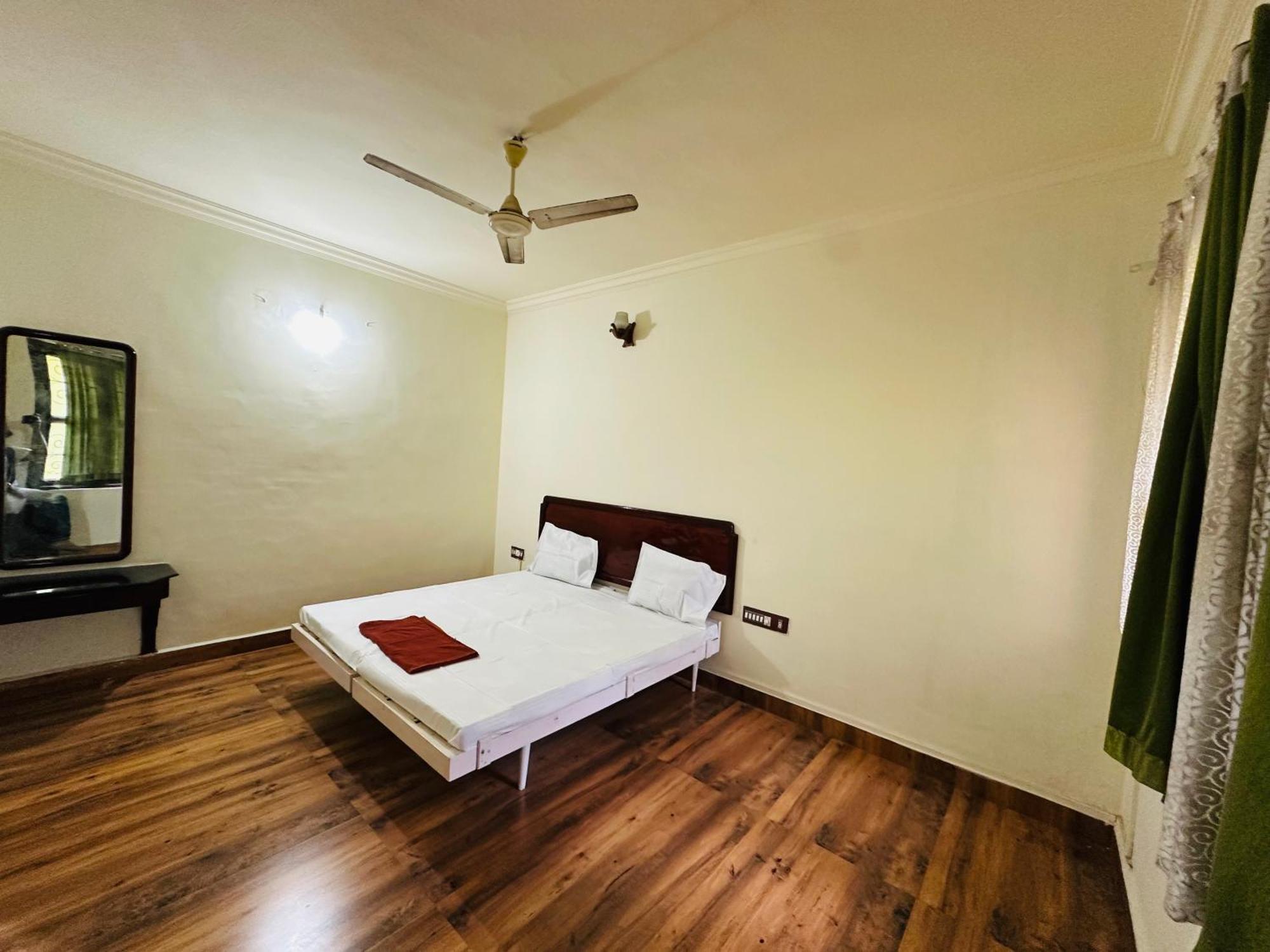 Athens Lodge