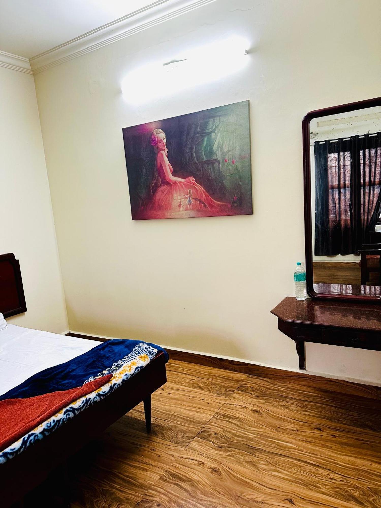 Lodge Athens Alappuzha